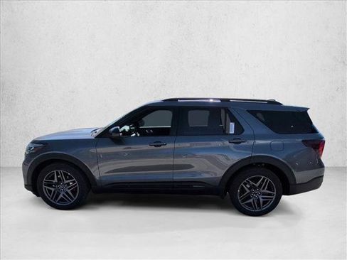 New 2026 Ford Explorer ST image 5