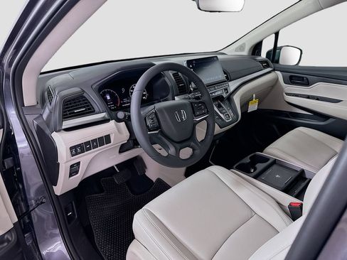 New 2026 Honda Odyssey EX-L image 9
