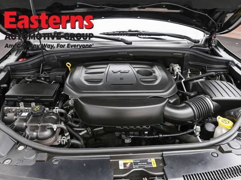 Used 2021 Jeep Grand Cherokee Laredo AWD/4WD image 7