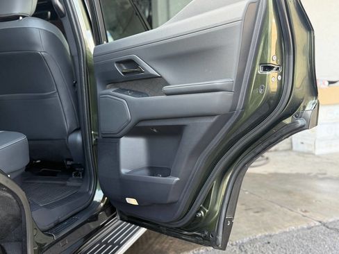 Used 2024 Lexus GX 550 image 61