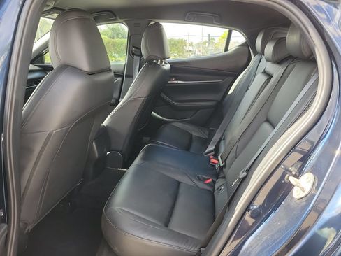 Used 2024 MAZDA MAZDA3 s FWD image 11