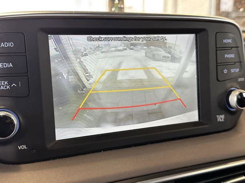 Used 2019 Hyundai Santa Fe Limited image 26