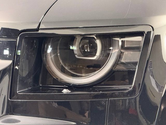 New 2026 Land Rover Defender 110 OCTA AWD/4WD image 12