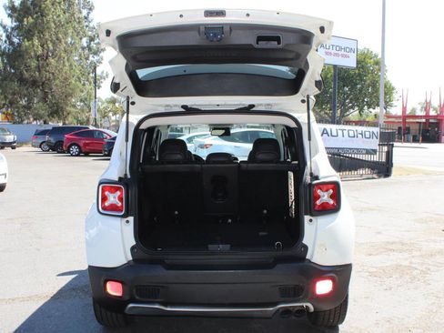 Used 2017 Jeep Renegade Limited FWD image 34