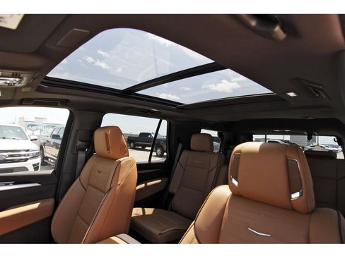 New 2026 Cadillac Escalade Luxury RWD image 24
