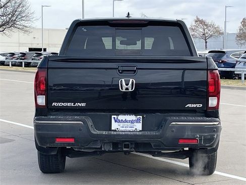 Used 2018 Honda Ridgeline Black Edition image 5