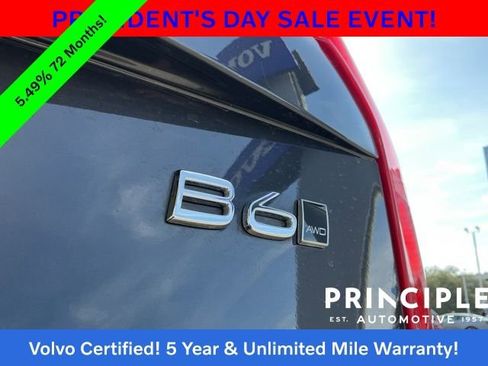 Certified 2023 Volvo XC90 B6 Core w/ Climate Package image 16