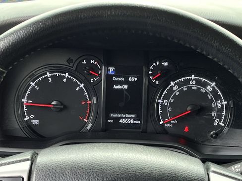 Used 2023 Toyota 4Runner SR5 Premium w/ Moonroof Package RWD image 13