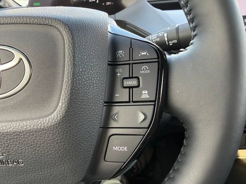 Certified 2024 Toyota Prius Limited w/ Limited Premium Package FWD image 19