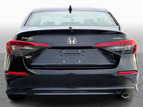 Used 2023 Honda Civic Sport image 7