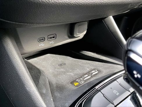 Used 2025 Buick Envista Avenir FWD image 32