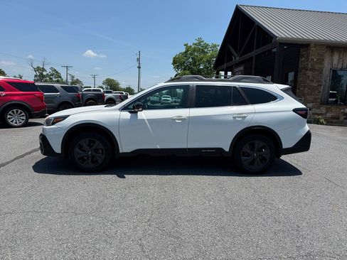 Used 2020 Subaru Outback Onyx Edition XT w/ Popular Package #2 AWD/4WD image 3