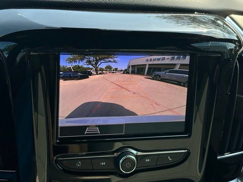 Certified 2023 Chevrolet Traverse LS w/ Safety Package FWD image 18