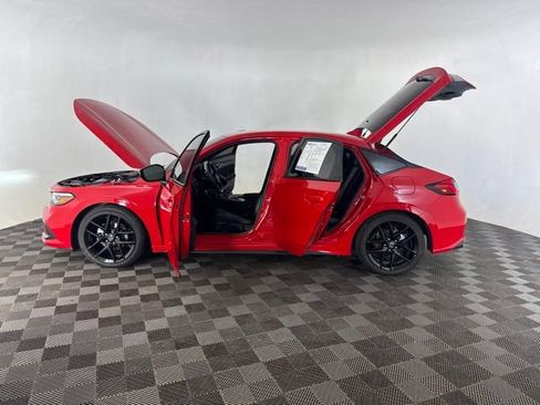 Used 2022 Honda Civic Sport image 11