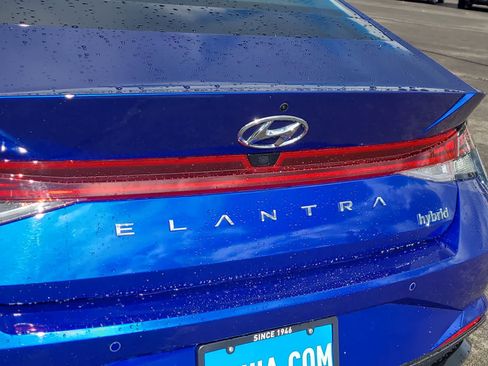 Used 2023 Hyundai Elantra Limited image 15