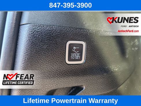 Used 2024 Jeep Wagoneer L Series II w/ Flexible Seating Group image 27