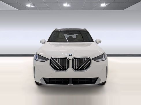 Used 2026 BMW X3 xDrive30i w/ Premium Package AWD/4WD image 6
