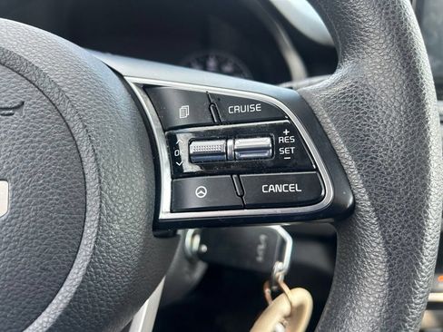 Certified 2023 Kia Seltos LX AWD/4WD image 17