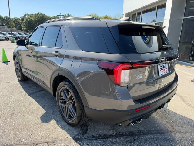 Used 2026 Ford Explorer ST w/ Sun And Sound Package AWD/4WD image 5