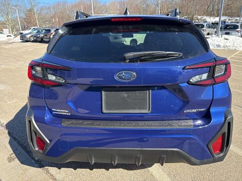 Used 2025 Subaru Crosstrek 2.5i Limited image 3