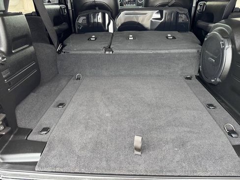 Used 2021 Jeep Wrangler Unlimited Sahara AWD/4WD image 47