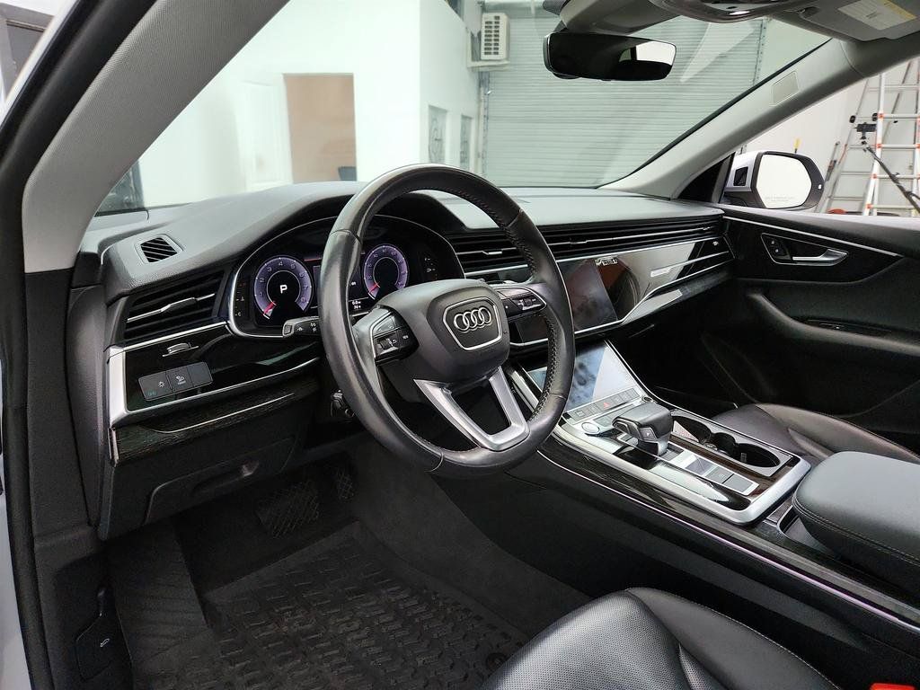 Used 2019 Audi Q8 Premium Plus w/ Premium Plus AWD/4WD image 13