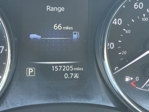 Used 2016 Nissan Rogue SL w/ SL Premium Package image 22