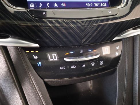 Used 2023 Cadillac XT6 Premium Luxury w/ Technology Package AWD/4WD image 7