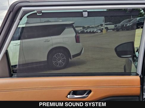 New 2026 Nissan Pathfinder Platinum image 19