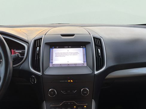 Used 2019 Ford Edge SEL w/ Equipment Group 201A FWD image 13
