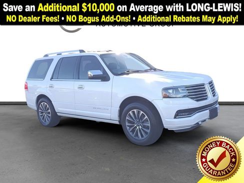 Used 2017 Lincoln Navigator Select image 10