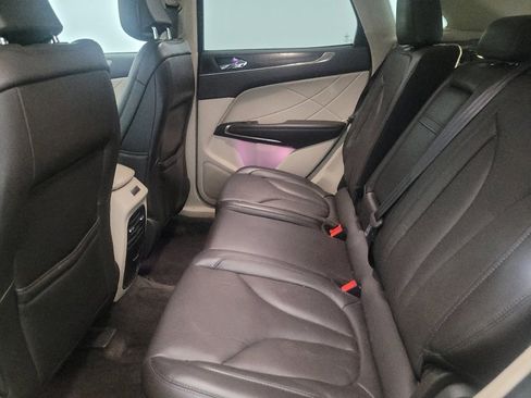 Used 2017 Lincoln MKC Reserve image 18