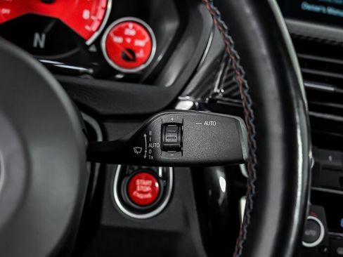 Used 2018 BMW M3 RWD image 28
