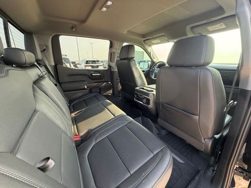 Used 2020 GMC Sierra 1500 SLT AWD/4WD image 17