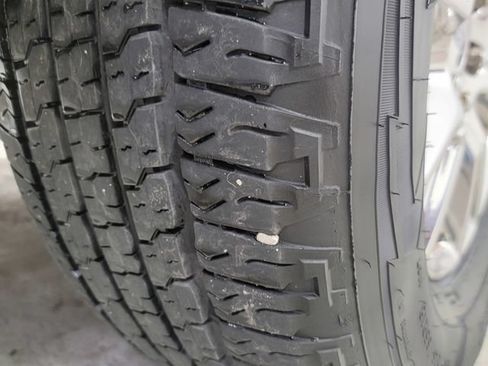 Used 2015 Ford F150 XLT w/ Equipment Group 301A Mid AWD/4WD image 11