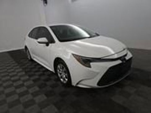Used 2024 Toyota Corolla LE image 1