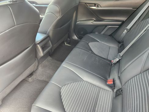 Used 2023 Toyota Camry SE FWD image 18