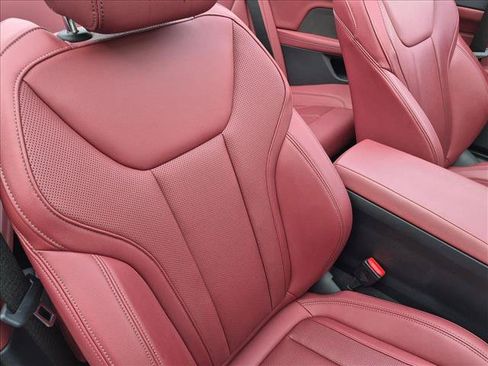 Used 2024 BMW M440i Convertible w/ Premium Package RWD image 18