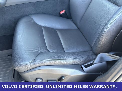 Certified 2024 Volvo XC60 B5 Plus w/ Protection Package Premier image 28