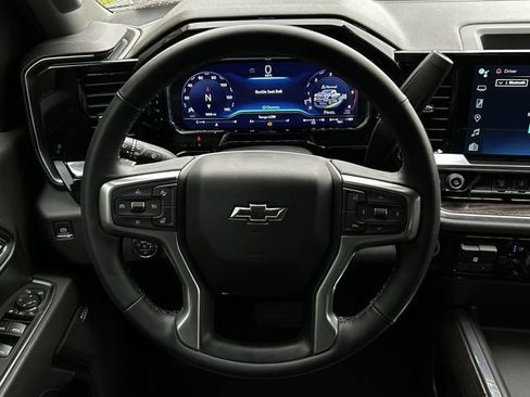 Used 2025 Chevrolet Silverado 2500 LTZ w/ LTZ Plus Package AWD/4WD image 16