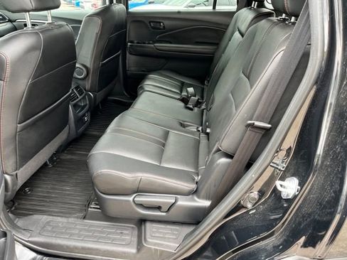 Certified 2022 Honda Passport TrailSport image 16