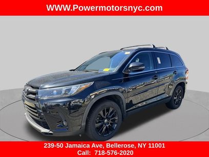 Used 2019 Toyota Highlander SE