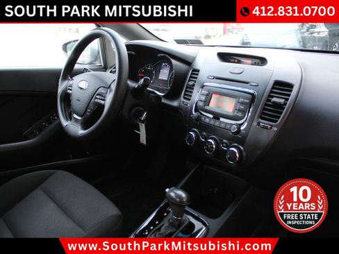 Used 2018 Kia Forte LX image 10