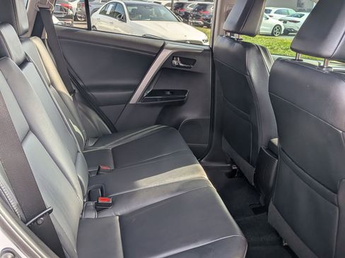 Used 2016 Toyota RAV4 Limited image 34