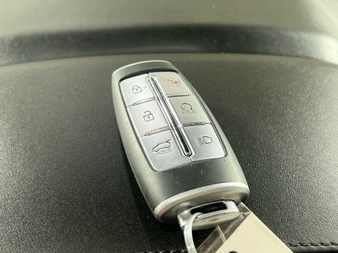 Used 2023 Genesis GV80 3.5T image 31