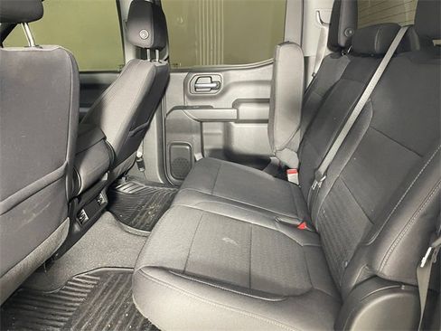 Used 2022 Chevrolet Silverado 1500 Custom Trail Boss w/ Safety Confidence Package image 12