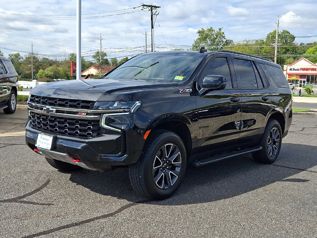 Used 2021 Chevrolet Tahoe Z71 w/ Z71 Signature Package AWD/4WD image 6