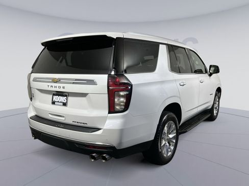 Used 2021 Chevrolet Tahoe Premier w/ Premium Package image 7