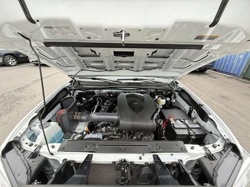 Used 2023 Toyota Tacoma TRD Sport AWD/4WD image 28