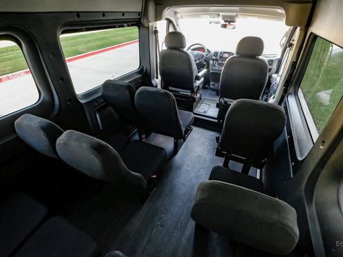 Used 2020 RAM ProMaster 2500 image 66